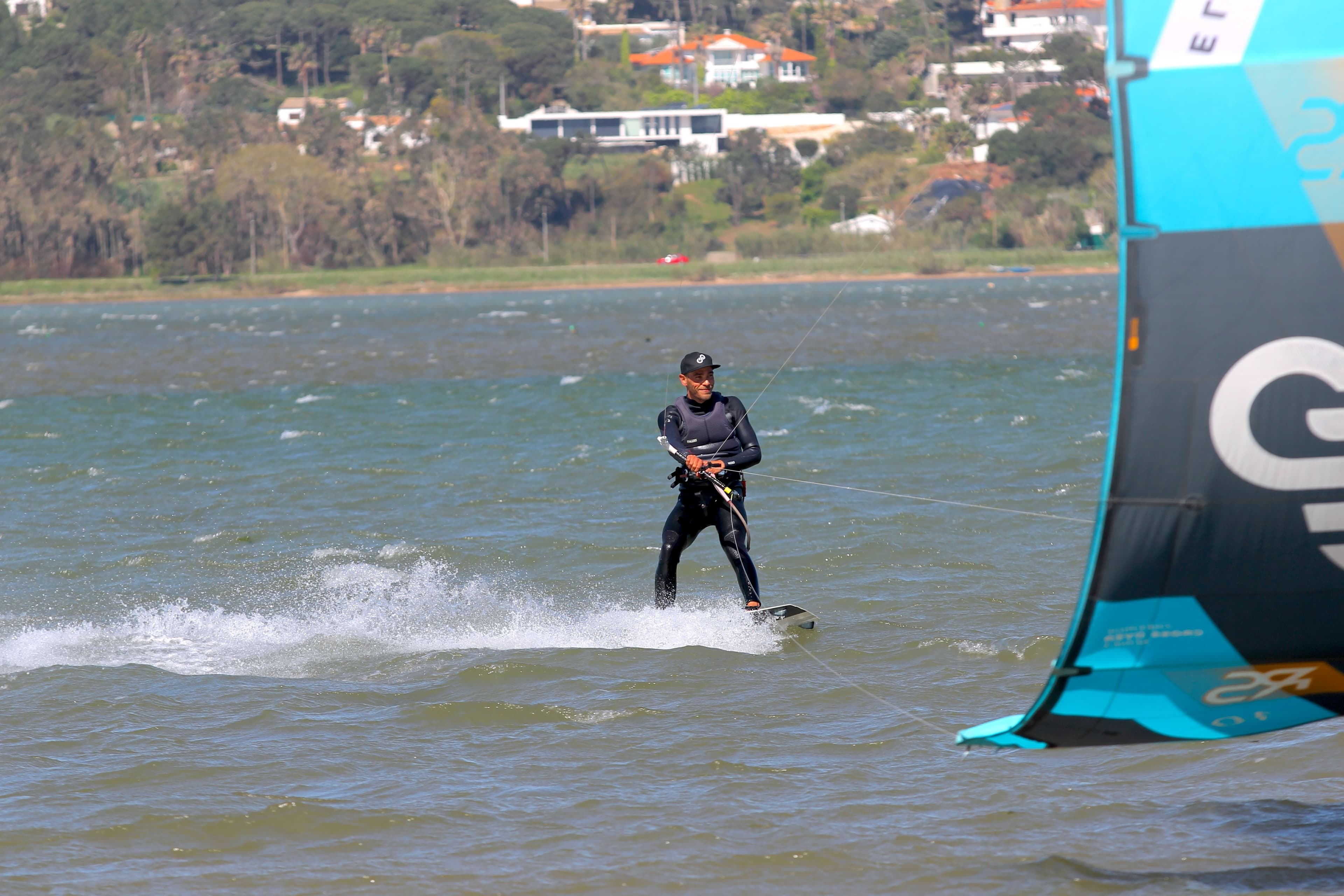 Peter kitesurfing on the Lagoa de Óbidos